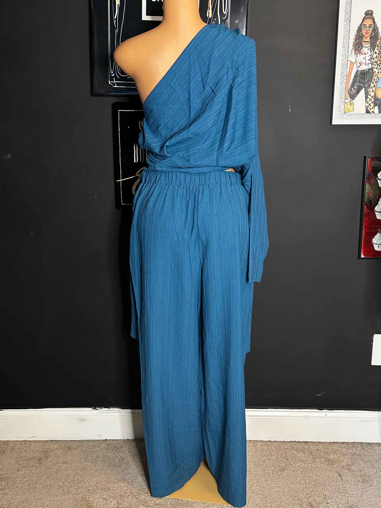 Boutique set- L(12/14)