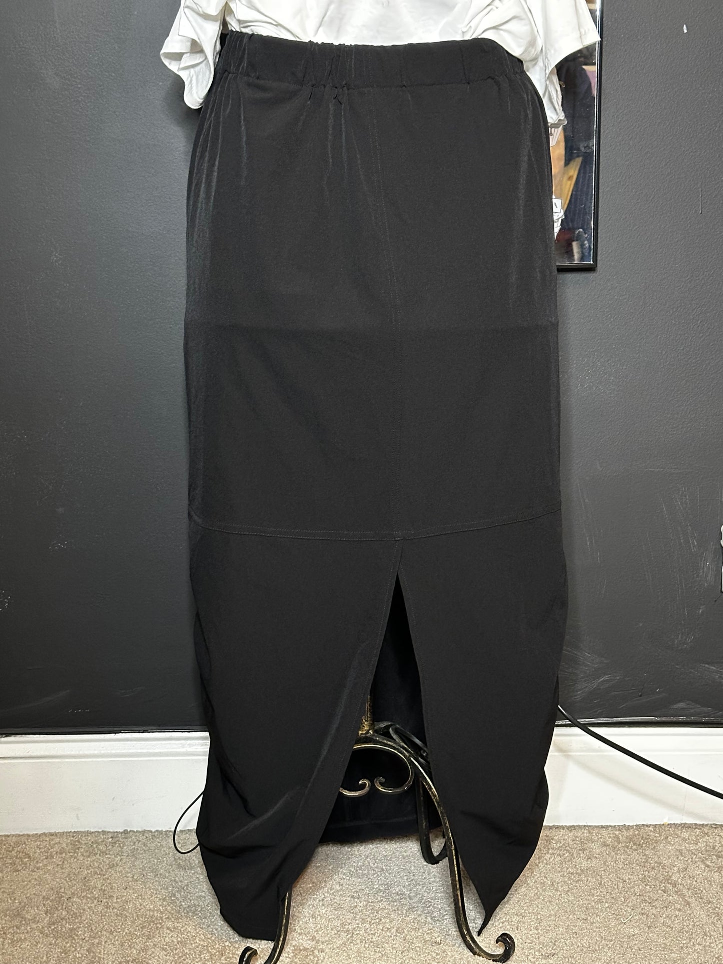 Boutique maxi skirt (L)