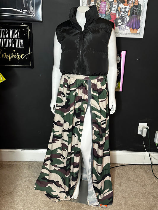 Boutique maxi skirt-L