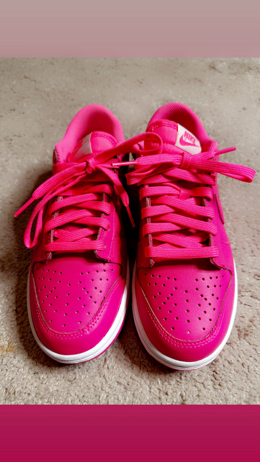 Women’s Nike Dunks