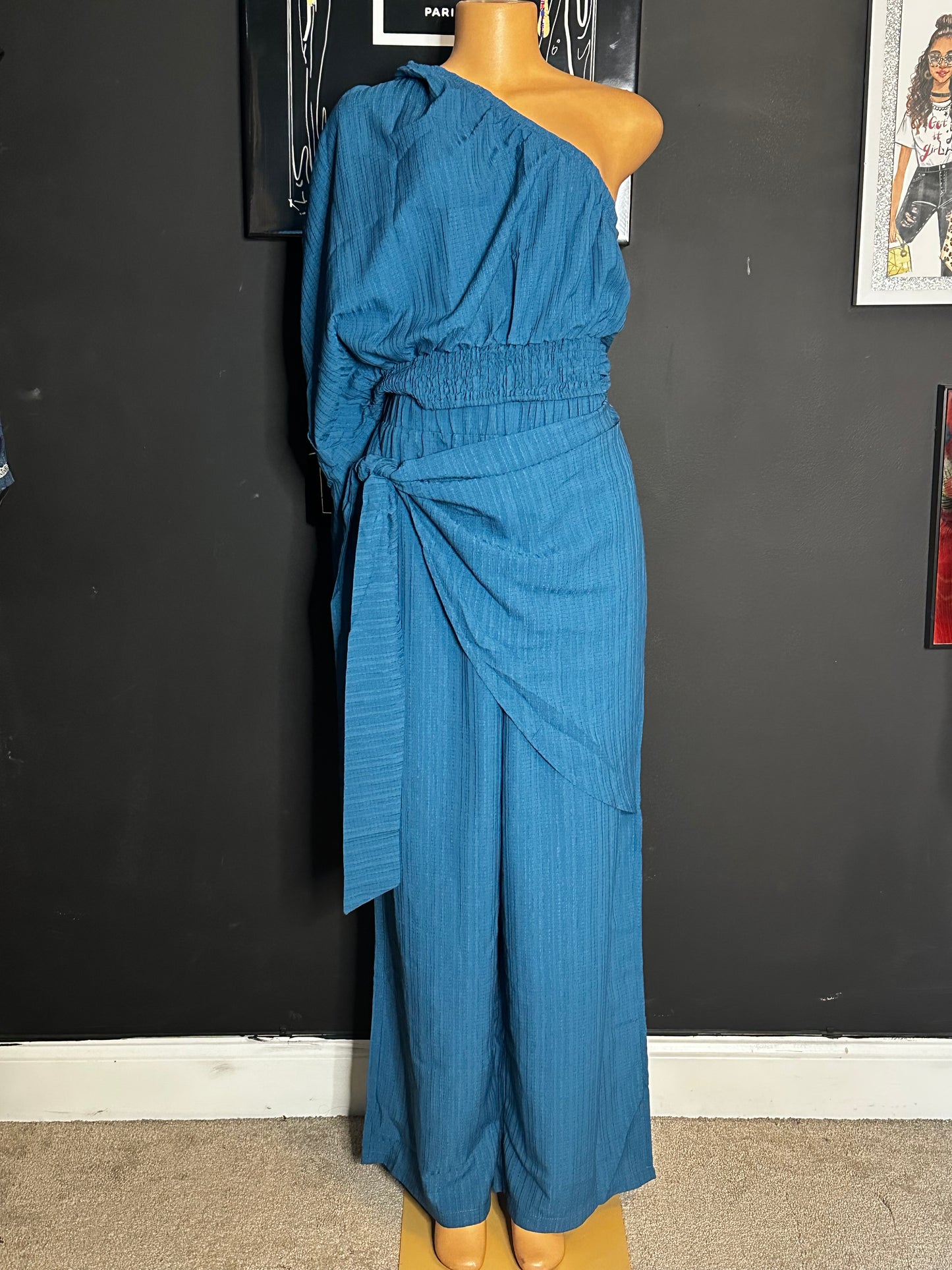 Boutique set- L(12/14)