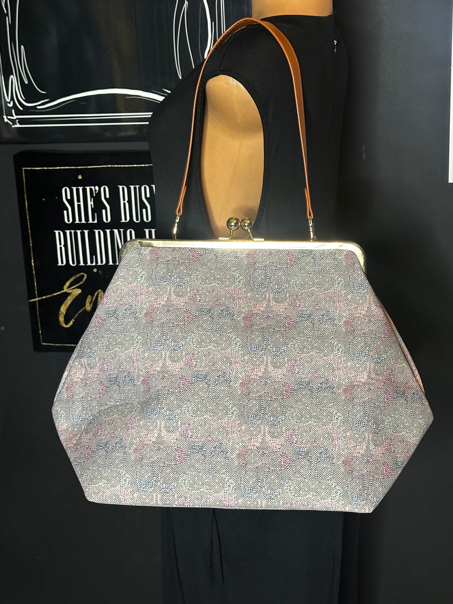 Kisslock bag