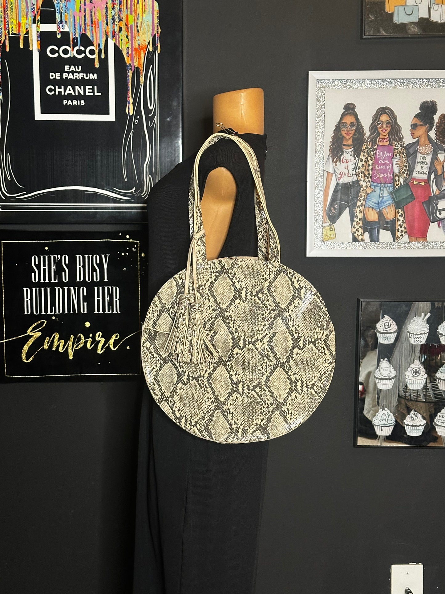 Tote bag