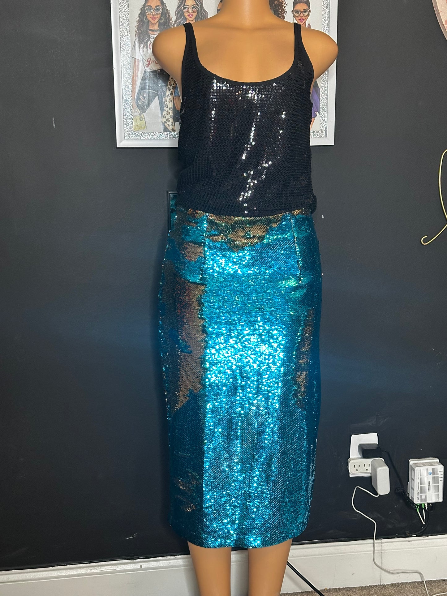 Pencil skirt by Eva Mendez